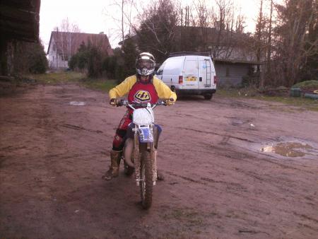 moi sur ma nouvelle moto