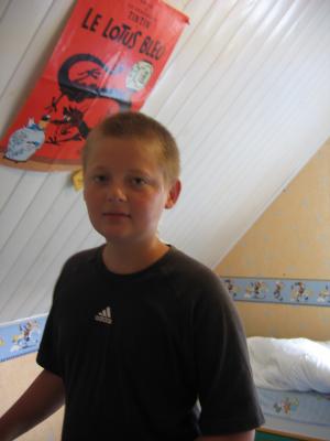 LUI C EST JULIEN D ET ON CE TAPE DES TRIPE TOUS LES 2 AVEC JOSSELIN ET TANGUY